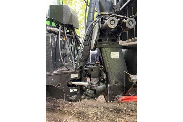 2006 John Deere 1010D Forwarder